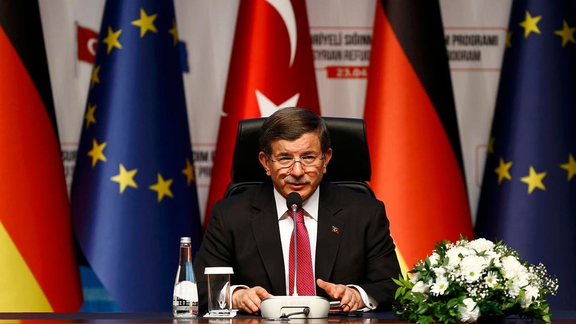 Turkish Prime Minister Ahmet Davutoglu attends a news conference after visiting Nizip refugee camp near Gaziantep, Turkey , April 23, 2016. (Reuters)