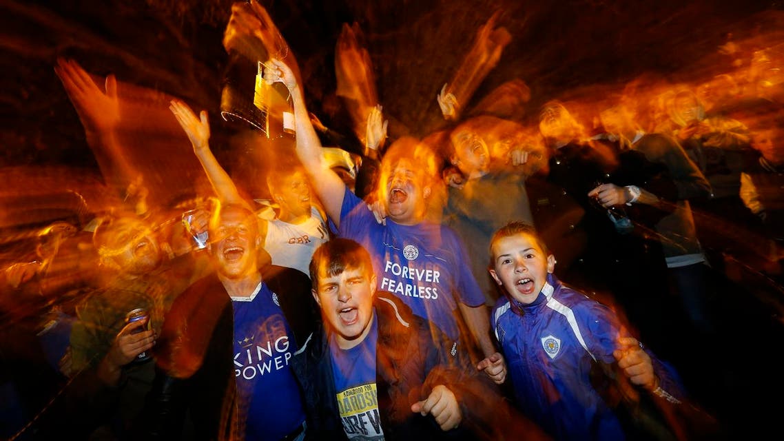 Britain Football Soccer - Leicester City players watch the Chelsea v Tottenham Hotspur game at Jamie Vardy's house in Melton Mowbray - Leicester - 2/5/16 Leicester City fans celebrate winning the Premier League Reuters / Darren Staples Livepic
