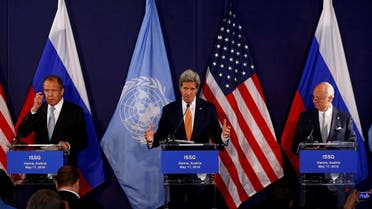 Kerry speaks next to Russian Foreign Minister Lavrov and UN special envoy on Syria de Mistura during a news conference in Vienna. (Reuters)