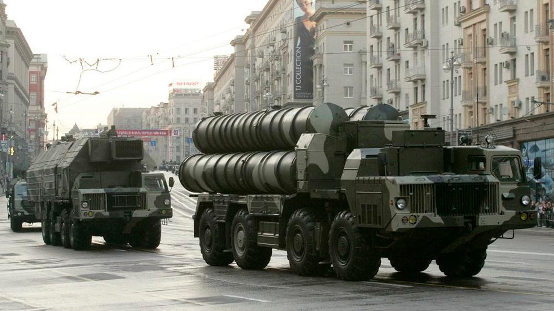 File photo of the Russian S-300 anti-missile rocket system moving along a central street during a rehearsal for a military parade in Moscow May 4, 2009. REUTERS/