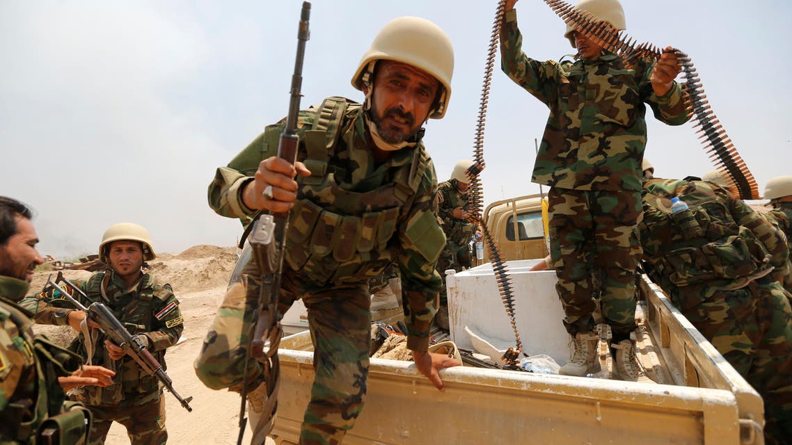 Fighters from Iraqi Shiite group Kataib Sayyid al-Shuhada gather near Falluja, Iraq, May 23, 2016. (Reuters)