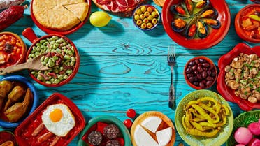 It’s amazing how we can practice so much control while we’re fasting, yet so many times we choose to overeat at the iftar table. (Shutterstock)