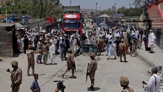 Pakistani-Afghan crossing reopens after deadly clashes