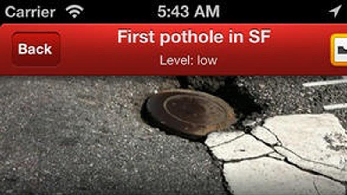 Hofra is a mobile app that allows users to exchange information about 20,000 road hazards. (via Hofra)