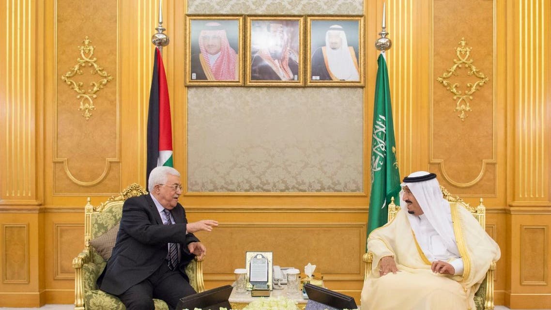 الملك سلمان ومحمود عباس