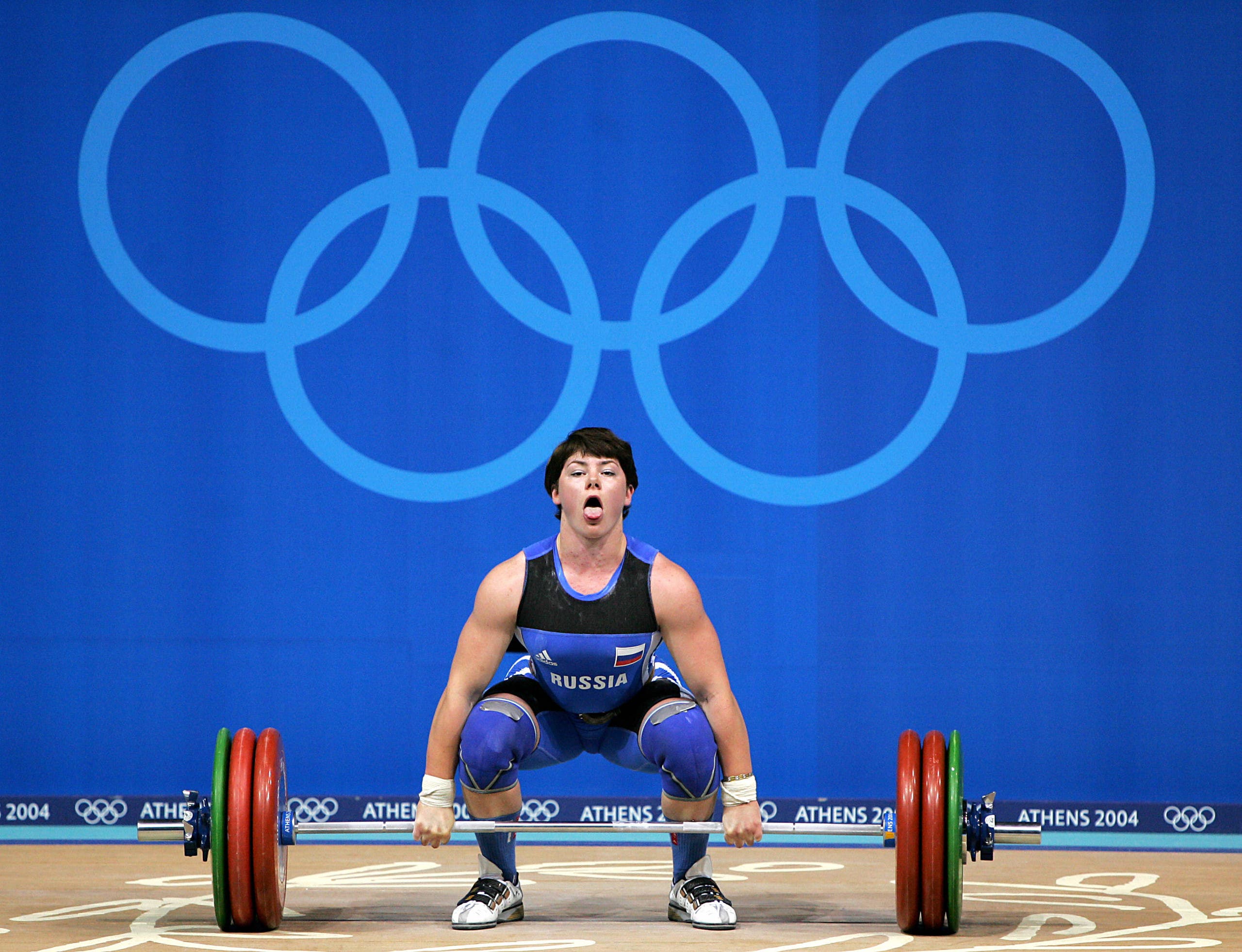 Russian weightlifter Natalia Zabolotnaia fails to lift 152.5 kg in clean & jerk of the 75kg women's weightlifting group (AP)