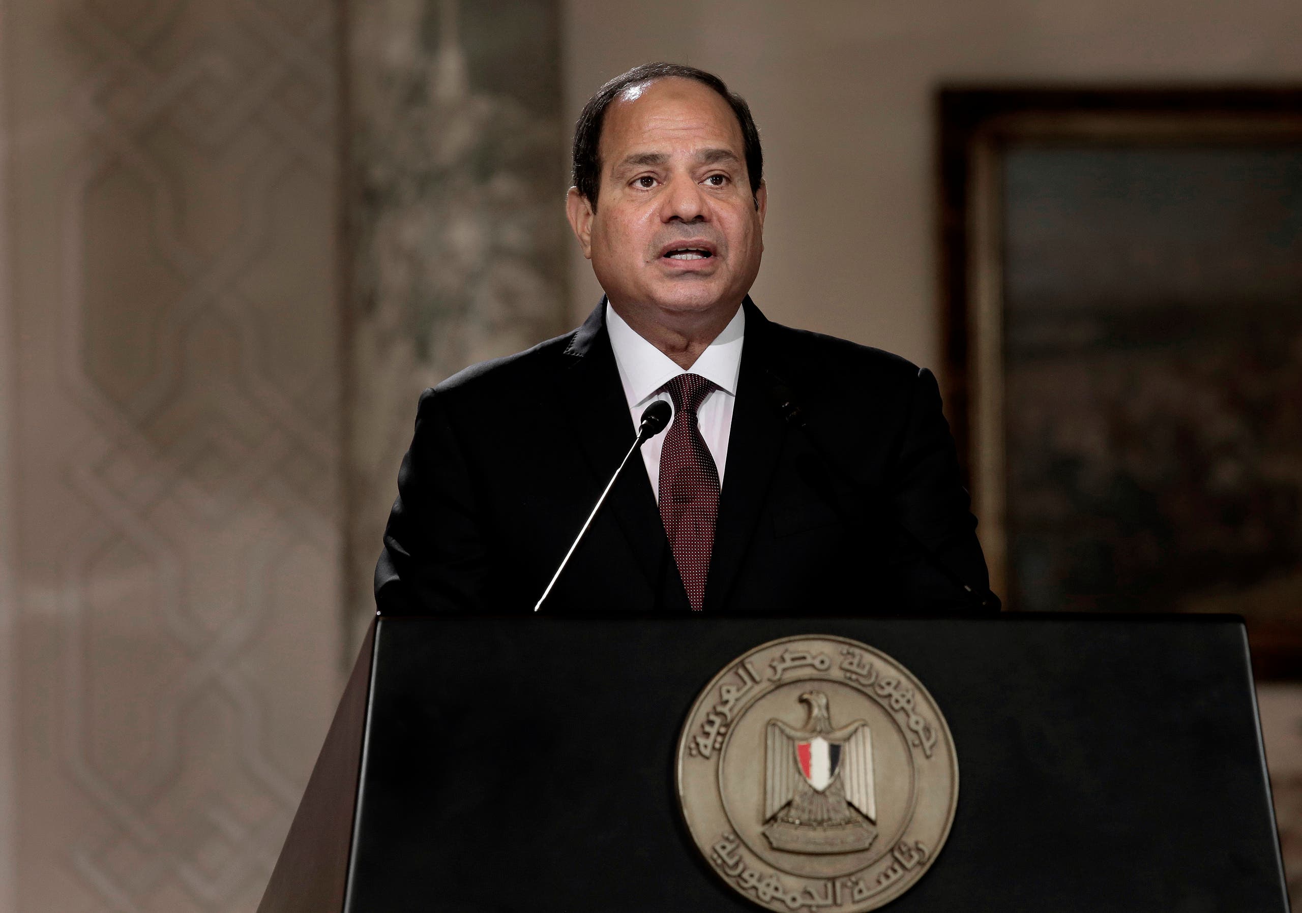 مصری صدر عبدالفتاح السیسی سرکاری ٹیلی ویژن پر قوم سے خطاب کررہے ہیں۔