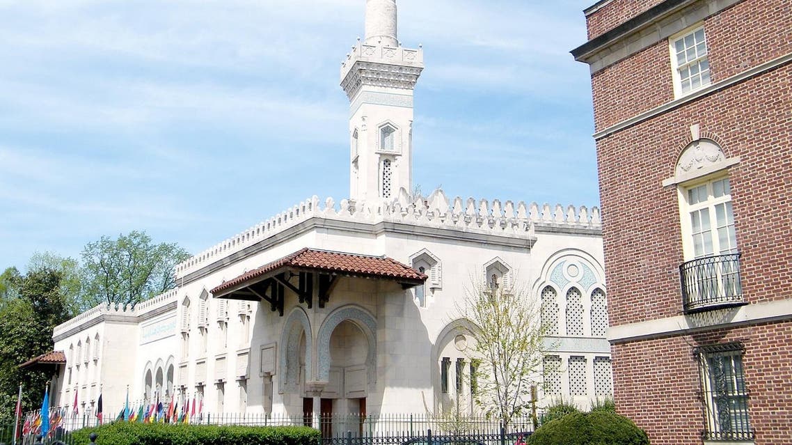 USA MOSQUE (shutterstock)