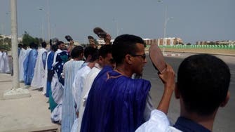 تظاهرة بالأحذية ضد حبس صحافي موريتاني