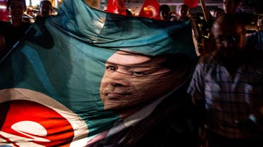 People take to the street in support of President Recep Tayyip Erdogan July 16, 2016 in Antalya, Turkey. (AFP)