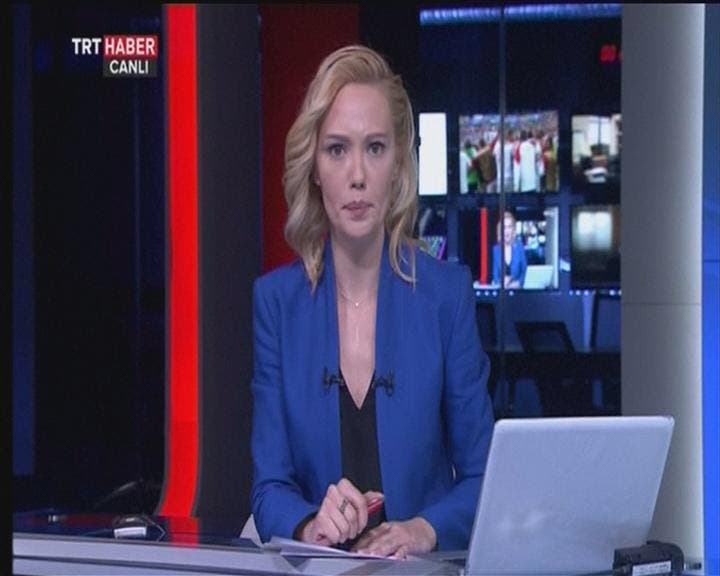 بثها للخبر المفبرك بنجاح الانقلاب تحت تهديد السلاح، دفع أردوغان للظهور ودعوة مناصريه للنزول الى الشوارع