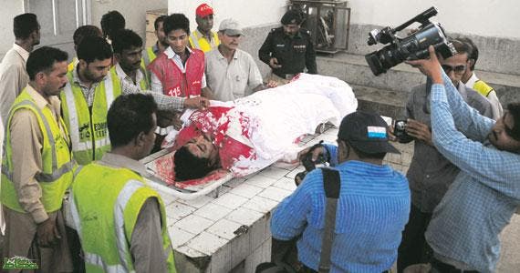 اغتيال الدبلوماسي السعودي حسن القحطاني في مدينة كراتشي