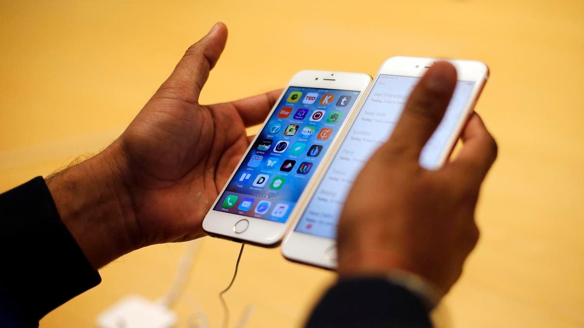 Apple Faces Lawsuits After Saying It Slows Down Aging IPhones | Al ...