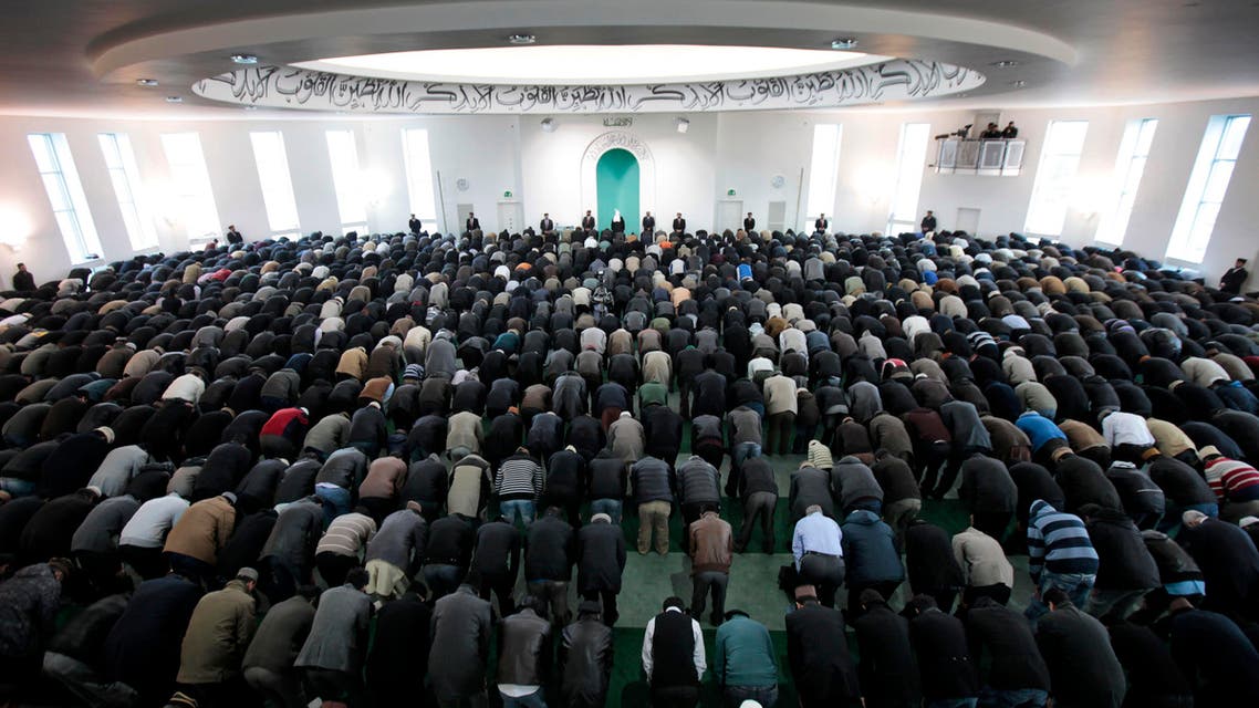 ahmadiyya muslims britain