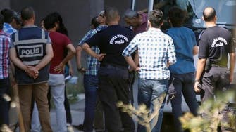 Istanbul police raid courts for coup suspects  