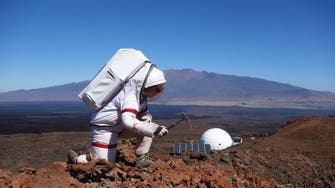 Scientists exit Hawaii dome after yearlong Mars simulation
