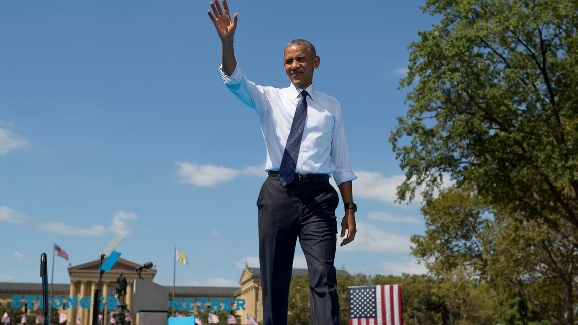 President Barack Obama waves as he arrives to speak at campaign event for Democratic presidential candidate Hillary Clinton, Sept. 13, 2016, at Eakins Oval, in Philadelphia. (AP)