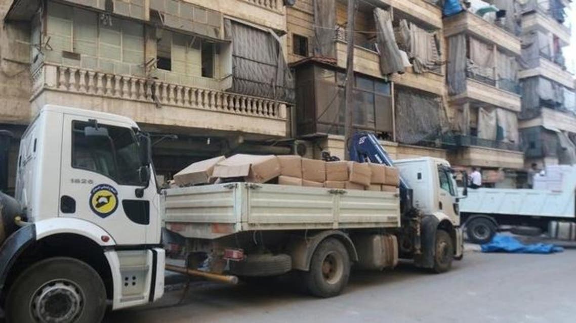 شاحنات إغاثة قرب حلب