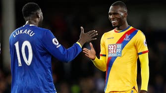 Everton up to third despite being held by Palace 
