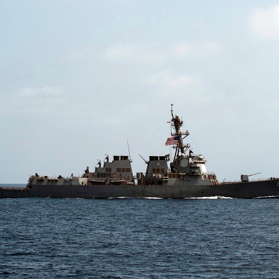 تحرش بالبحر.. قوارب إيرانية ضايقت سفينتين أميركيتين في الخليج