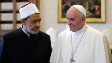 Sheik Ahmed el-Tayyib, Grand Imam of Al-Azhar Mosque, talks with Pope Francis during a private audience in the Apostolic Palace, at the Vatican, Monday, May 23, 2016. AP