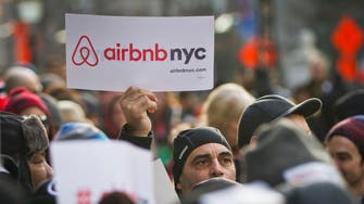 Airbnb تحجز لرئيسها مكاناً بنادي المليارديرات