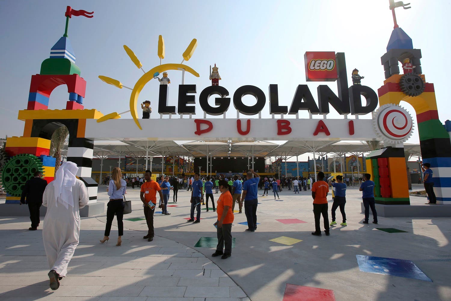 People arrive for the opening of Legoland Dubai, part of the larger Dubai Parks & Resorts project, in Dubai, United Arab Emirates, Monday, Oct. 27, 2016 (Photo: AP/Kamran Jebreili)