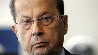الحريري يبلغ استقالته للرئيس اللبناني بالهاتف