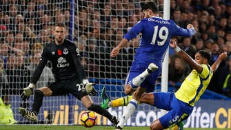 Chelsea goes top with Everton rout as Man City is held again