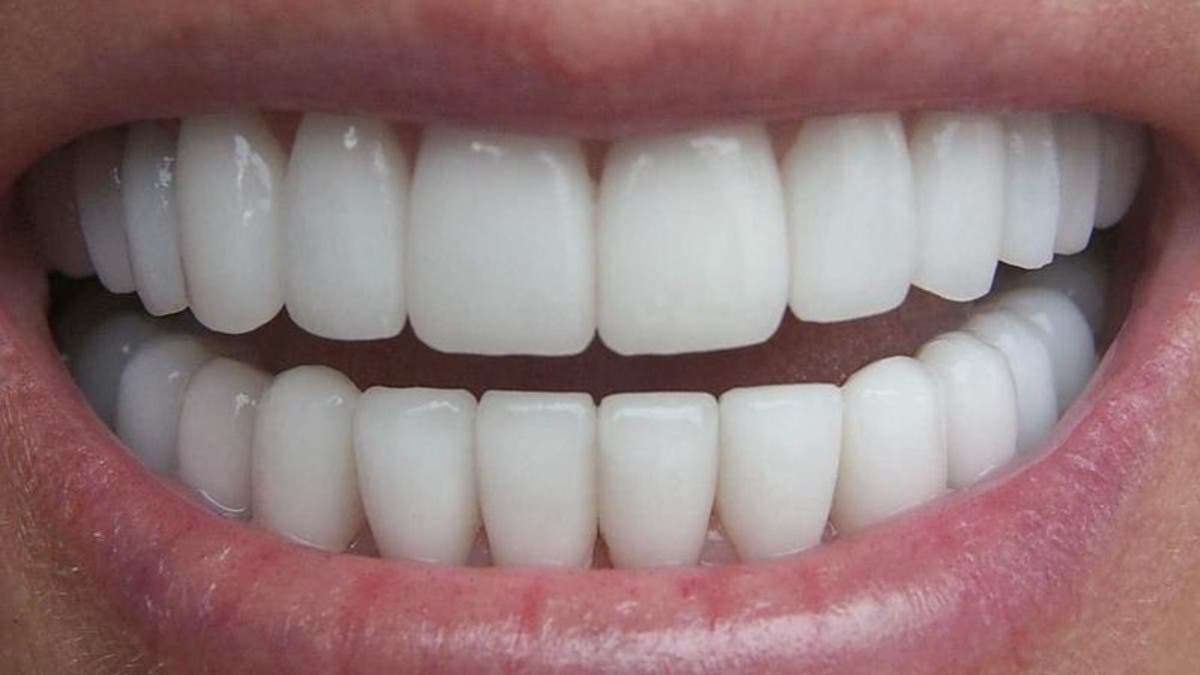 인간의 새로운 치아가 다시 자라는 것이 가능합니까?
