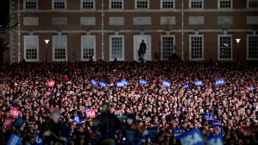 Thousands listen to U.S. Democratic presidential candidate Hillary Clinton's speech at her final rally at Independence Hall on the eve of election day in Philadelphia, Pennsylvania, U.S. November 7, 2016. (Reuters)