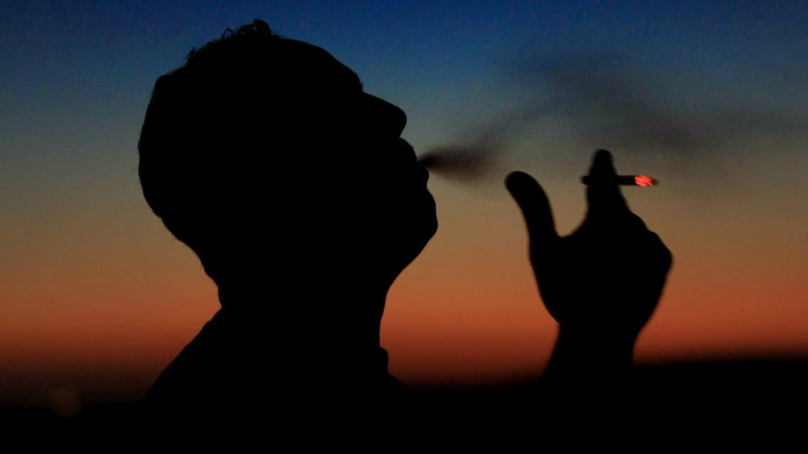 التدخين السجائر السعودية smoking cigarette cigarettes ksa saudi