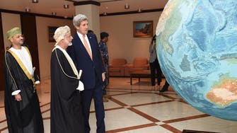 Kerry arrives in Oman for talks on Yemen 