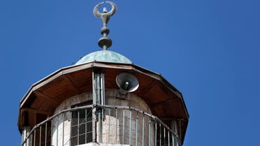 A picture taken on November 14, 2016 shows the minaret of a mosque in a Palestinian neighbourhood of east Jerusalem. Israeli Prime Minister Benjamin Netanyahu said he backed a bill limiting the volume of calls to prayer from mosques, a proposal government watchdogs have called a threat to religious freedom.  THOMAS COEX / AFP