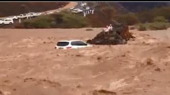 VIDEO: Saudis save others in flash floods