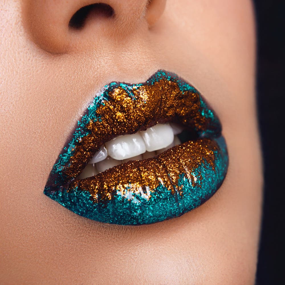 Latest Trend In Lipsticks: Ombre Lip For 2016