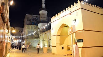 بالصور.. مساجد جدة تمزج حضارات فن العمارة الإسلامية