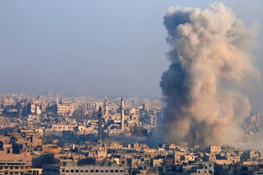 الدخان يتصاعد من حلب