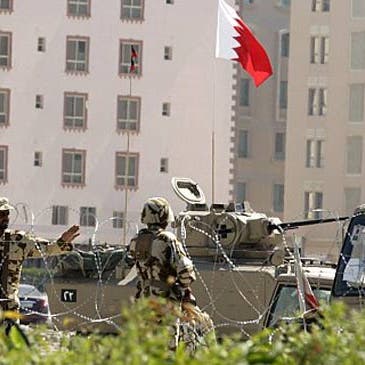 إيران تنقل أسلحة إلى البحرين.. "الأطلسي" يكشف أدلة