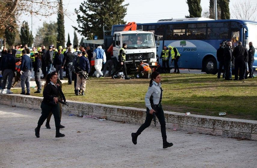 أربعة قتلى و15 جريحا بعملية دعس غرب القدس...لماذا لا تقاتل داعش في إسرائيل؟؟؟؟!!!!! 0935ba24-a926-4111-bf75-989ddcc0b4b9