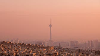 Pollution in Tehran hits dangerous levels