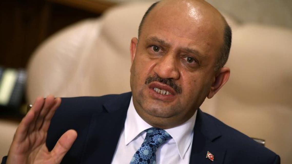 وزير الدفاع التركي فكري إشيق