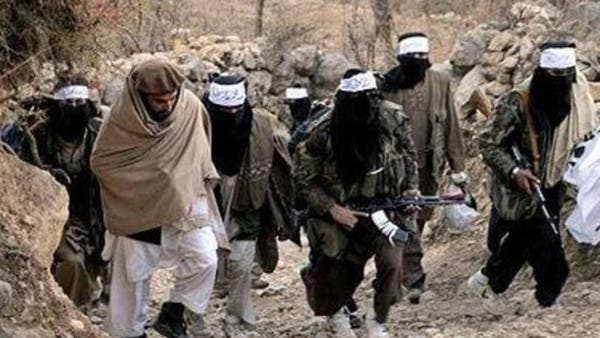 أفغانستان تعتقل 700 من مقاتلي داعش وأسرهم
