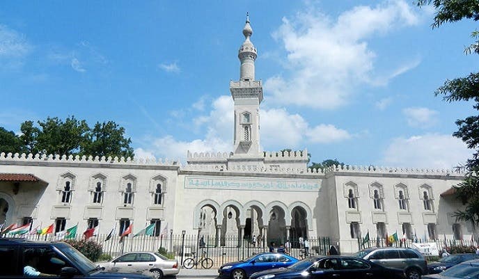 المركز الاسلامي بواشنطن، قريب على مرمى حجر من حيث يقيم أوبام وتقيم ايفانكا