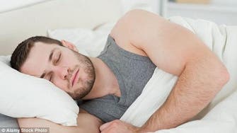 النوم الجيد يحمي من الإجهاد والإفراط بالوجبات السريعة