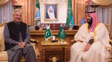 Saudi Arabia, Pakistan defense ministers discuss bilateral ties