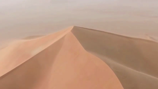 Video: Take a look at the highest sand dune in the world