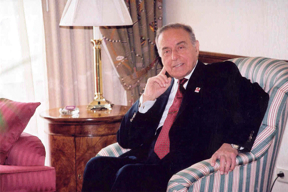حيدر علی اف