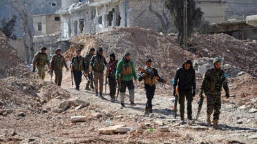 Rebel fighters, part of the Turkey-backed Euphrates Shield alliance, advance on February 20, 2017, towards the city of Al-Bab, some 30 kilometres from the Syrian city of Aleppo. (AFP)