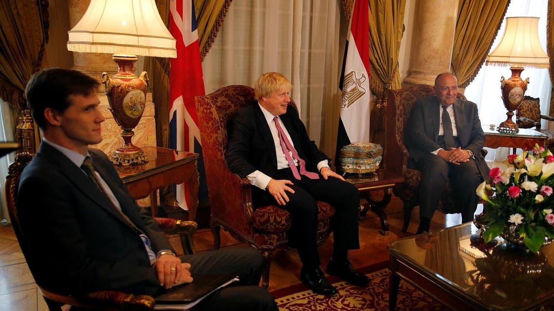 Egyptian FM Sameh Shoukry with British FM Boris Johnson. (Reuters)